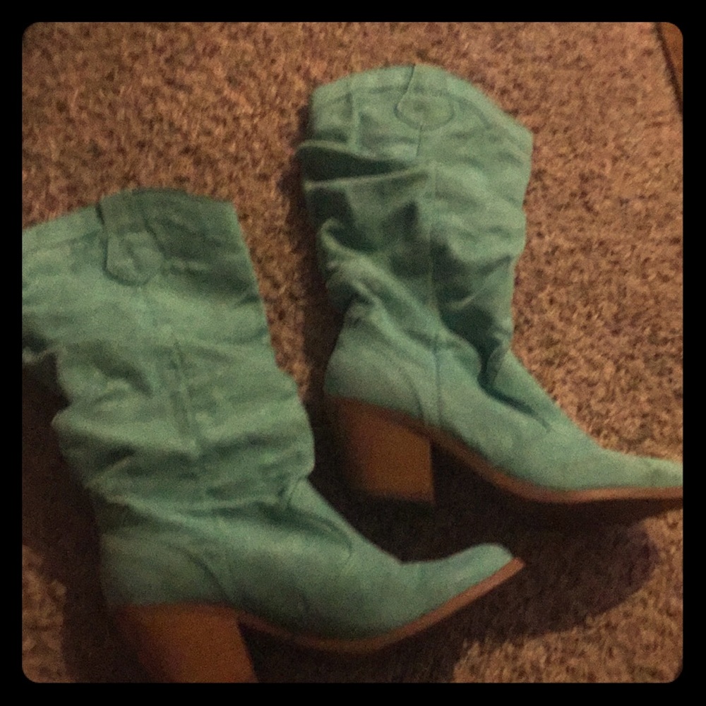 Tourquoise cowboy boots